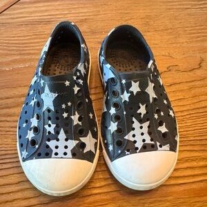 Jefferson Natives size 6c toddler